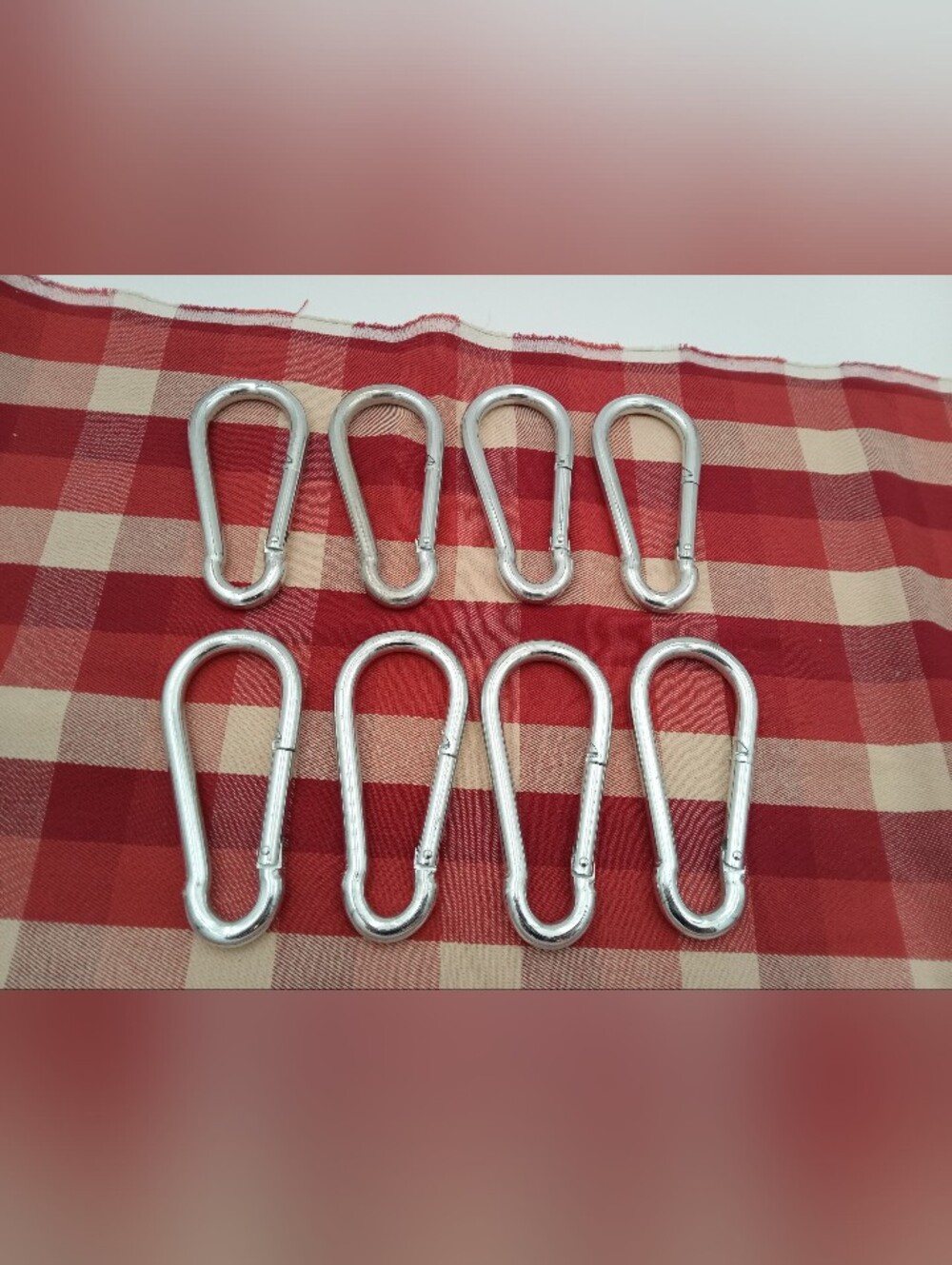 Heavy Duty 5 1/2 Inch Carabinas NWOT